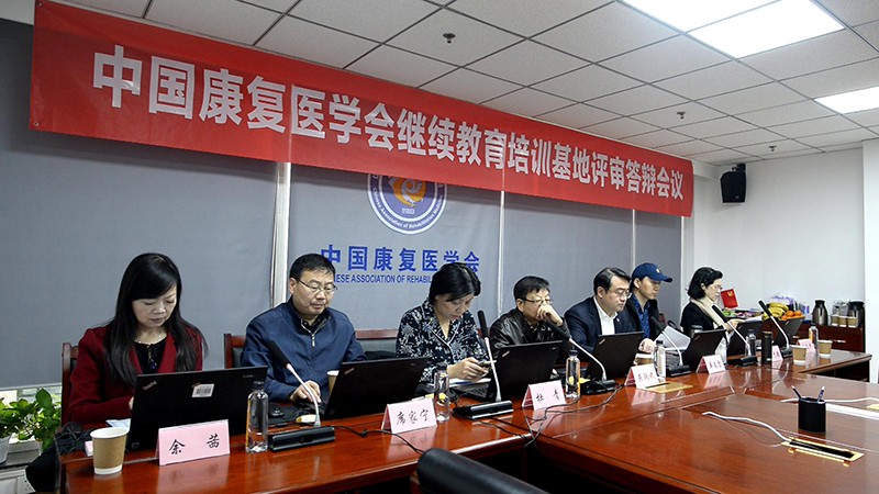 5fb4a21012af4.jpg